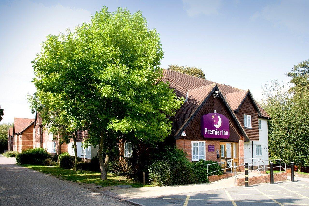 Premier Inn ハーロウ エクステリア 写真